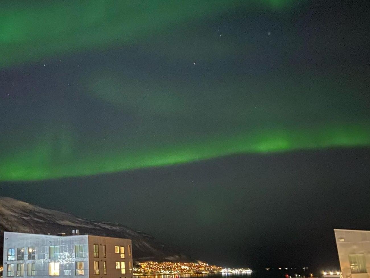 Thenorthernexplorer Penthouse Tromso Exterior photo